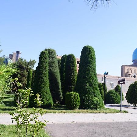 Hotel Registon Zargaron Самарканд Екстериор снимка