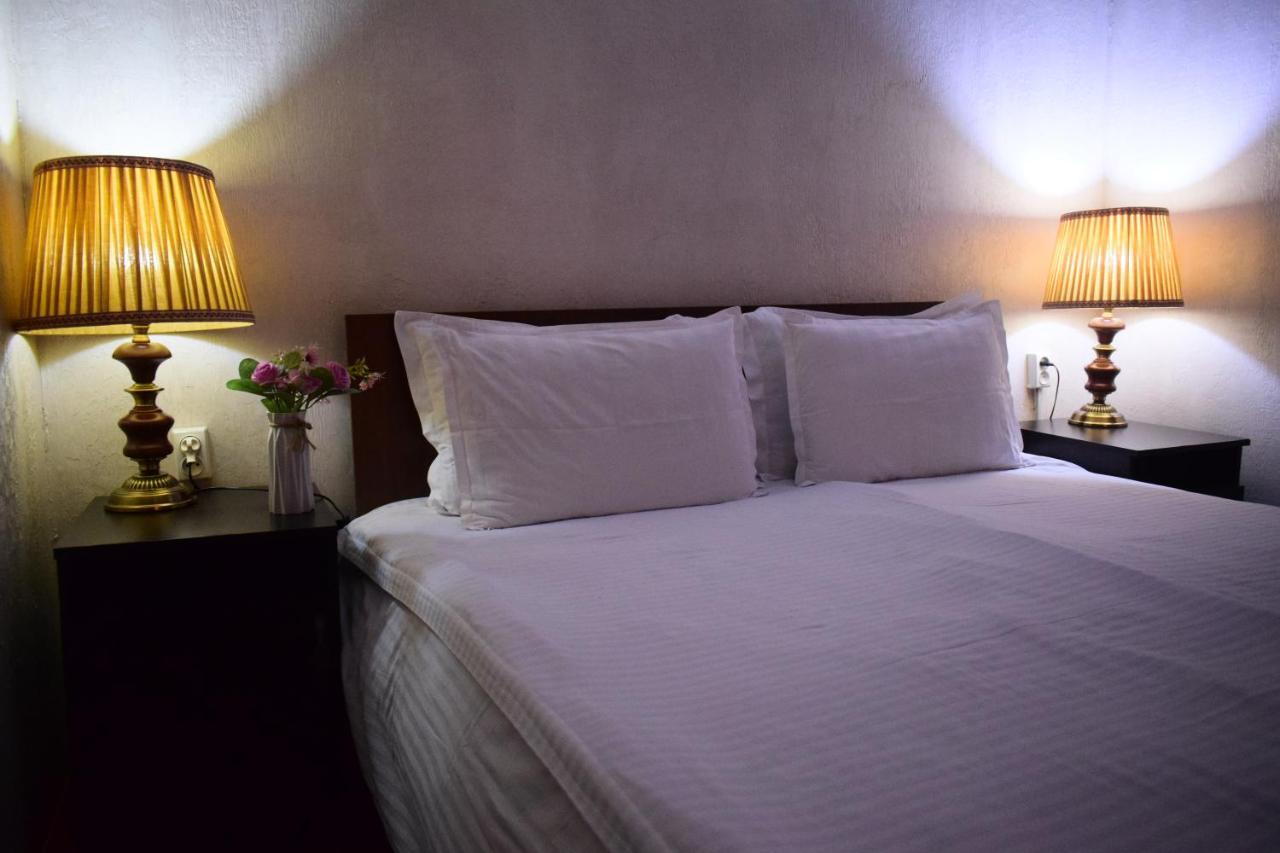 Hotel Registon Zargaron Самарканд Екстериор снимка
