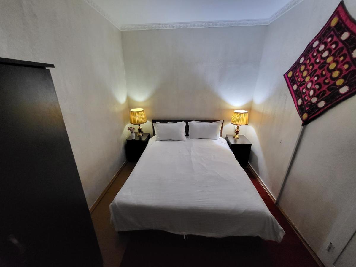 Hotel Registon Zargaron Самарканд Екстериор снимка