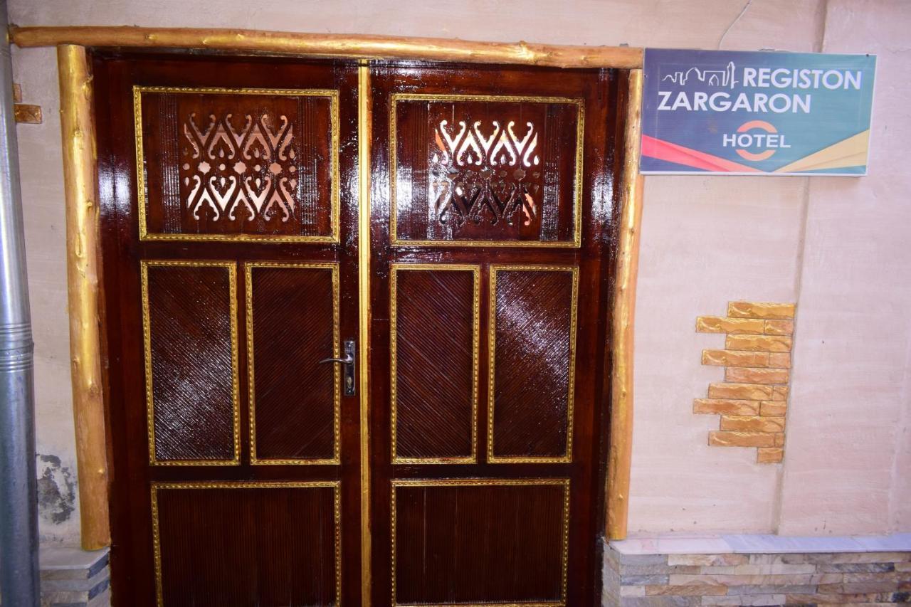 Hotel Registon Zargaron Самарканд Екстериор снимка