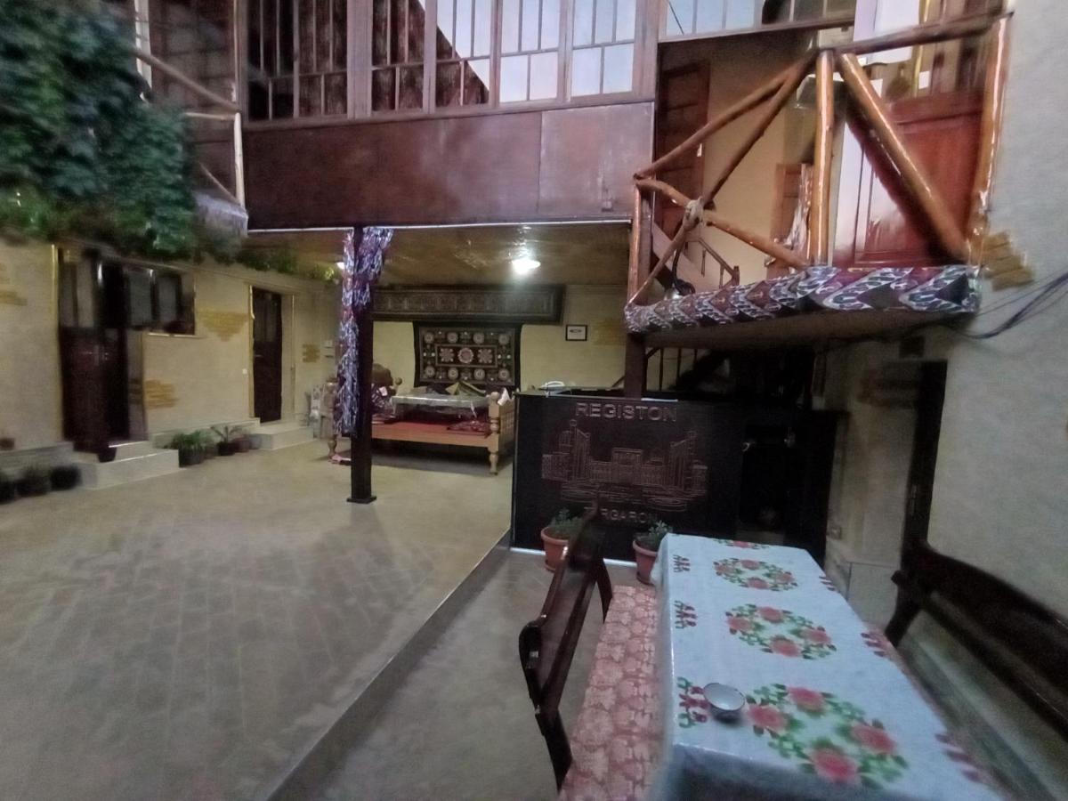 Hotel Registon Zargaron Самарканд Екстериор снимка