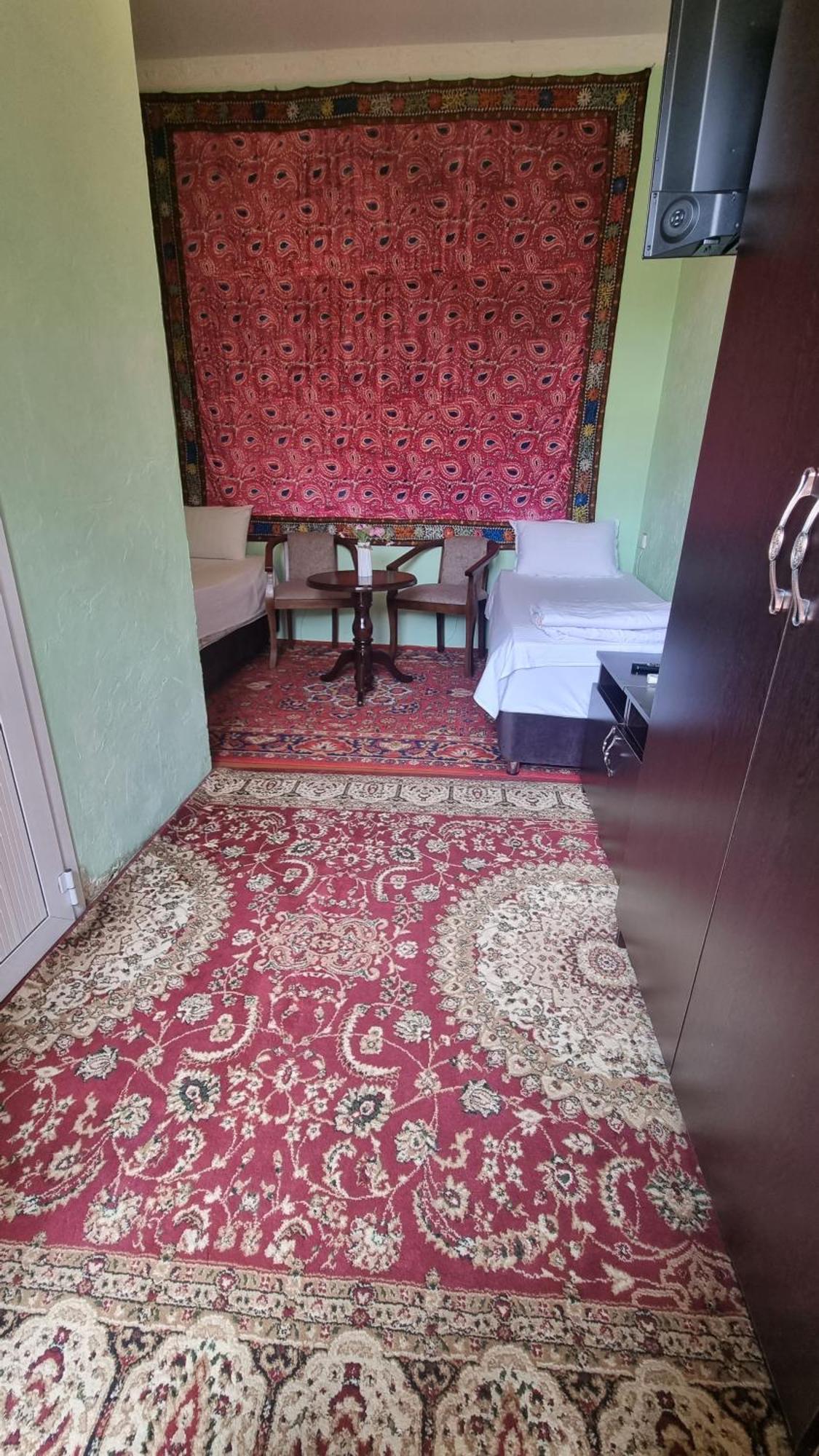 Hotel Registon Zargaron Самарканд Екстериор снимка