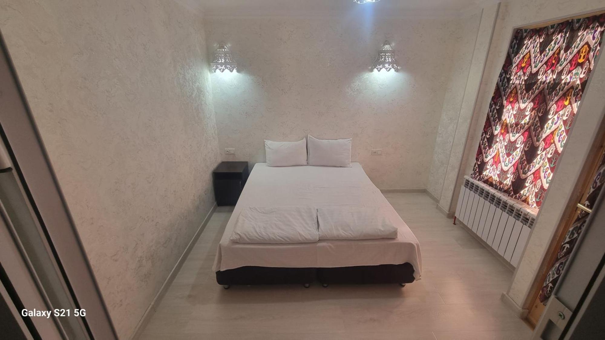 Hotel Registon Zargaron Самарканд Екстериор снимка